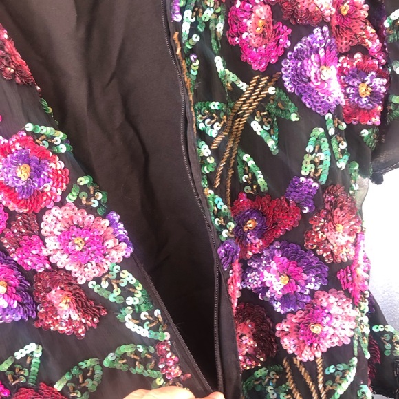 Laurence Kazar Black and Purple Floral Sequin Blouse - Picture 5 of 6